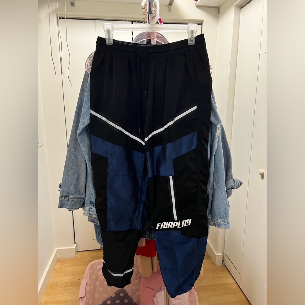 Fairplay reflective joggers